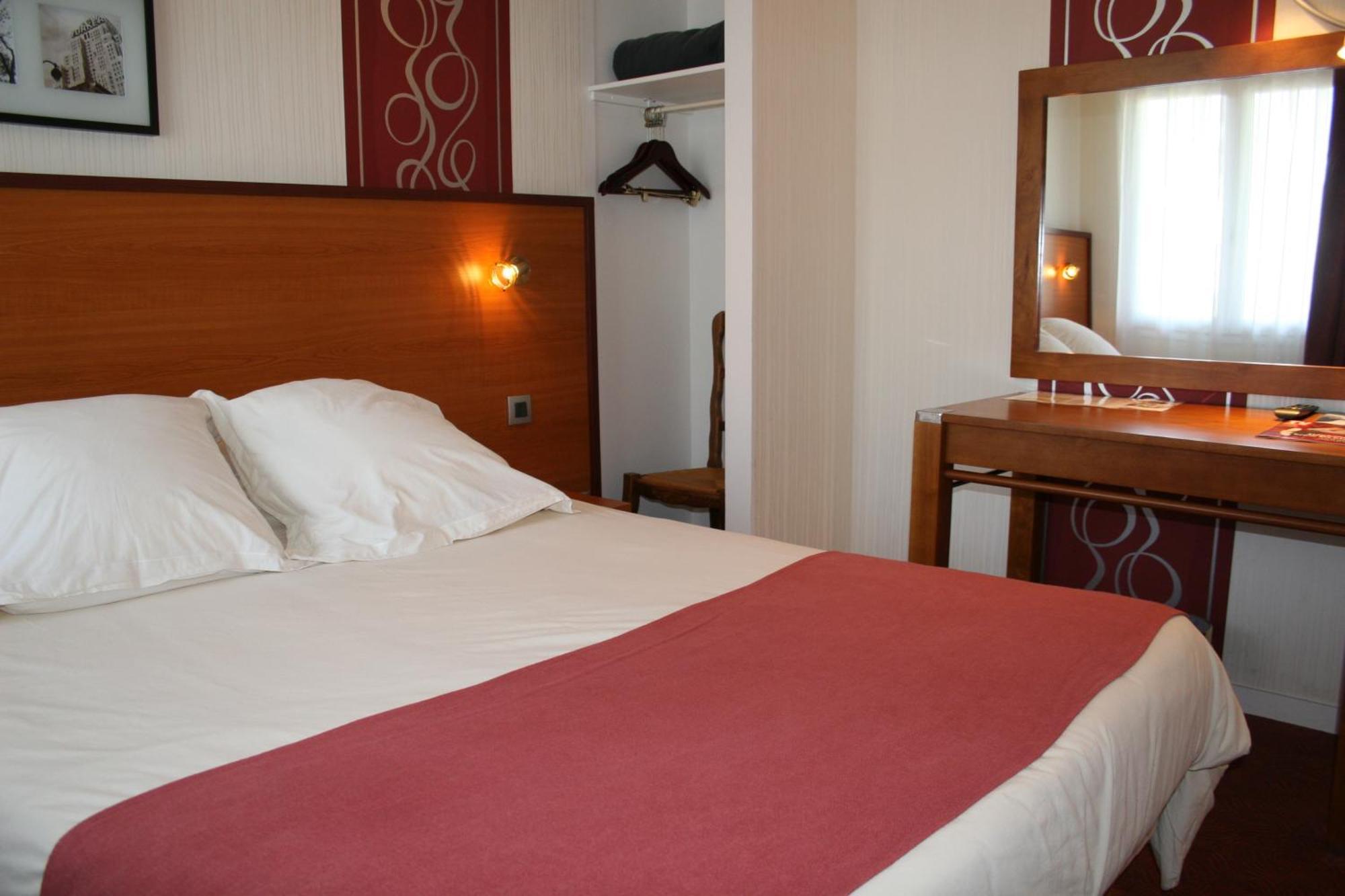 Hotel Capricorne Vendôme Zimmer foto